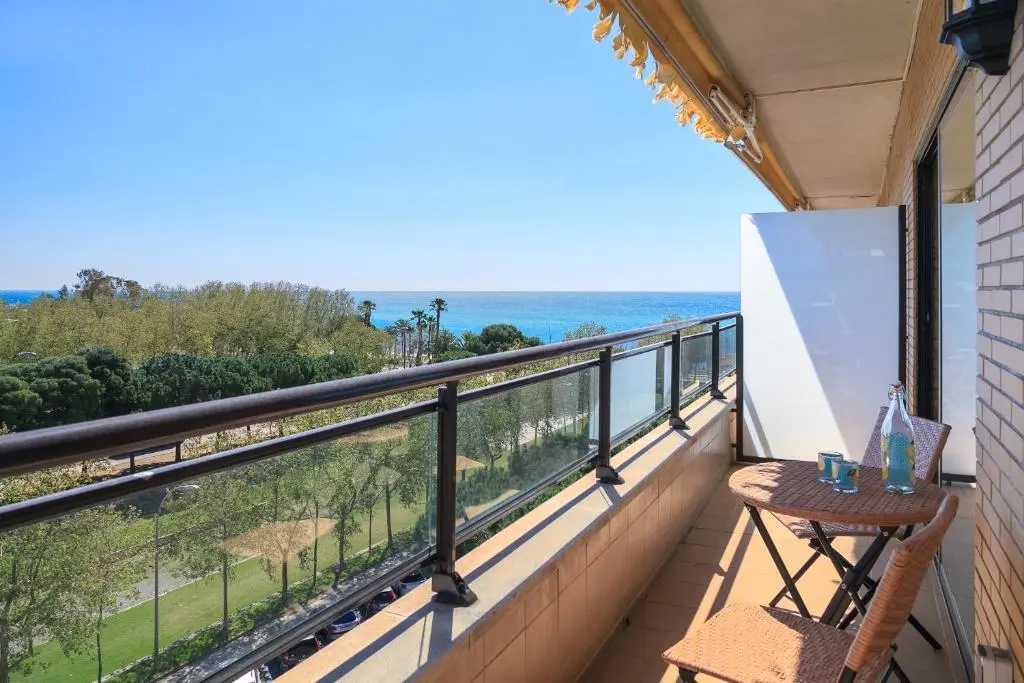 UHC Cambrils Paradis Family Complex