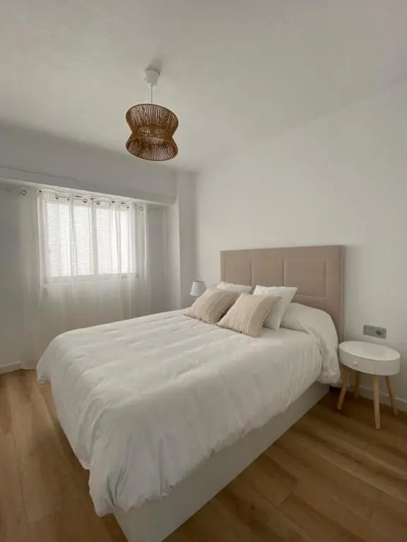 San Juan Beach, White House